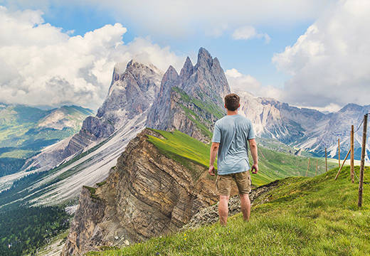 Sample Giverny and Versailles Small Group Day Trip